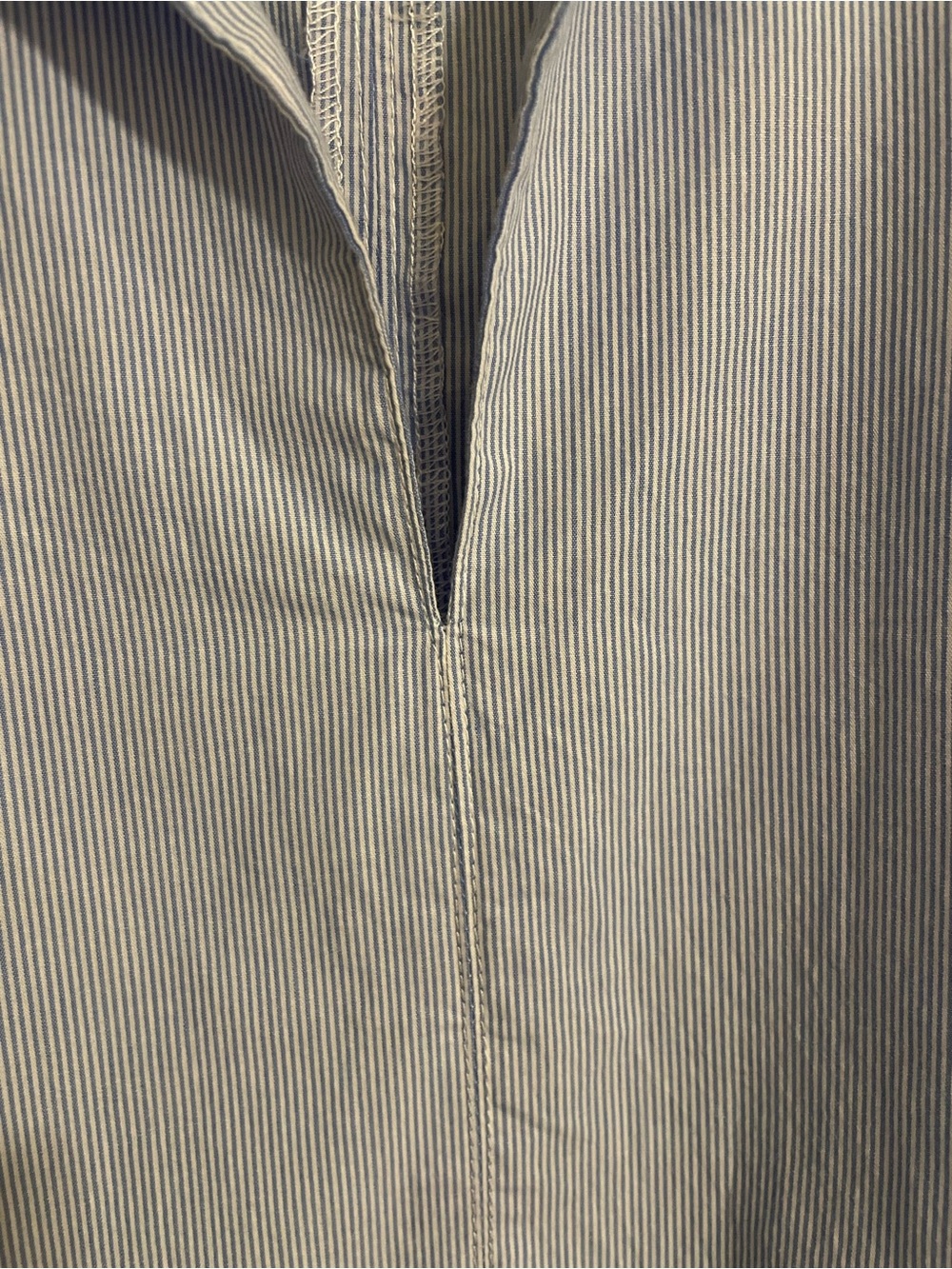 Tuckernuck Blue White Striped Cotyon V Neck 3/4 Sleeve Blouse Size Large - Picture 3 of 5